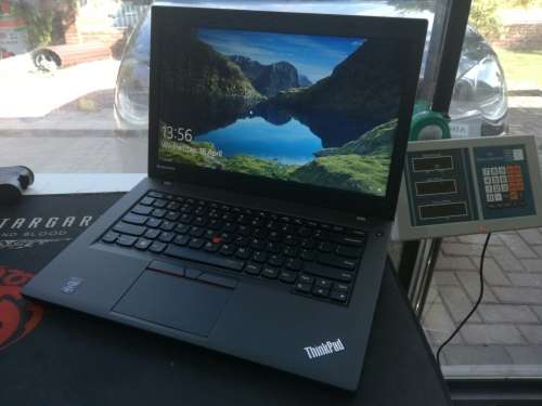 ***Perfect Business Laptop***LENOVO THINKPAD L450*i5vPRO-5300U*HD*4G LTE*WARRANTY2020*500GB HDD*